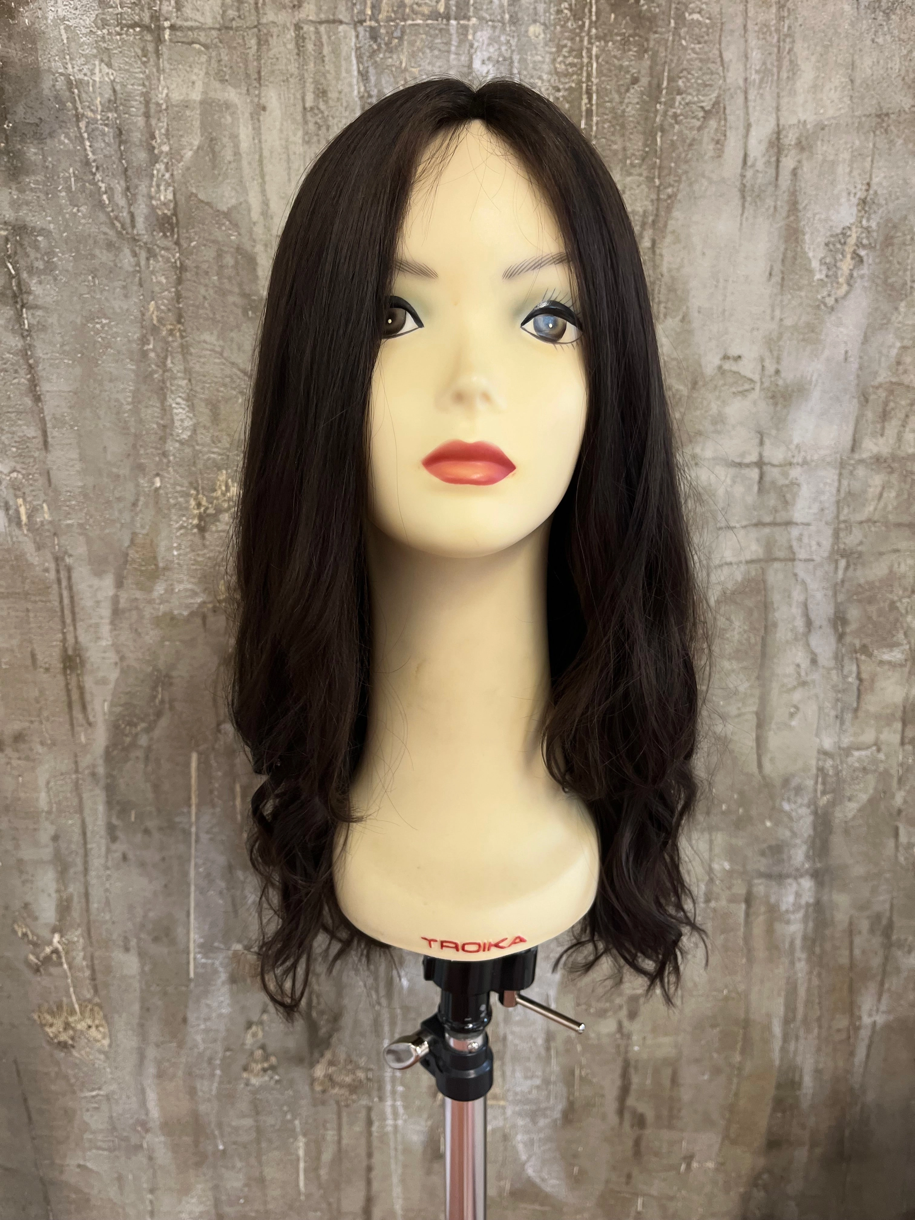 100% EUROPEAN VIRGIN HUMAN HAIR 22" BROWN