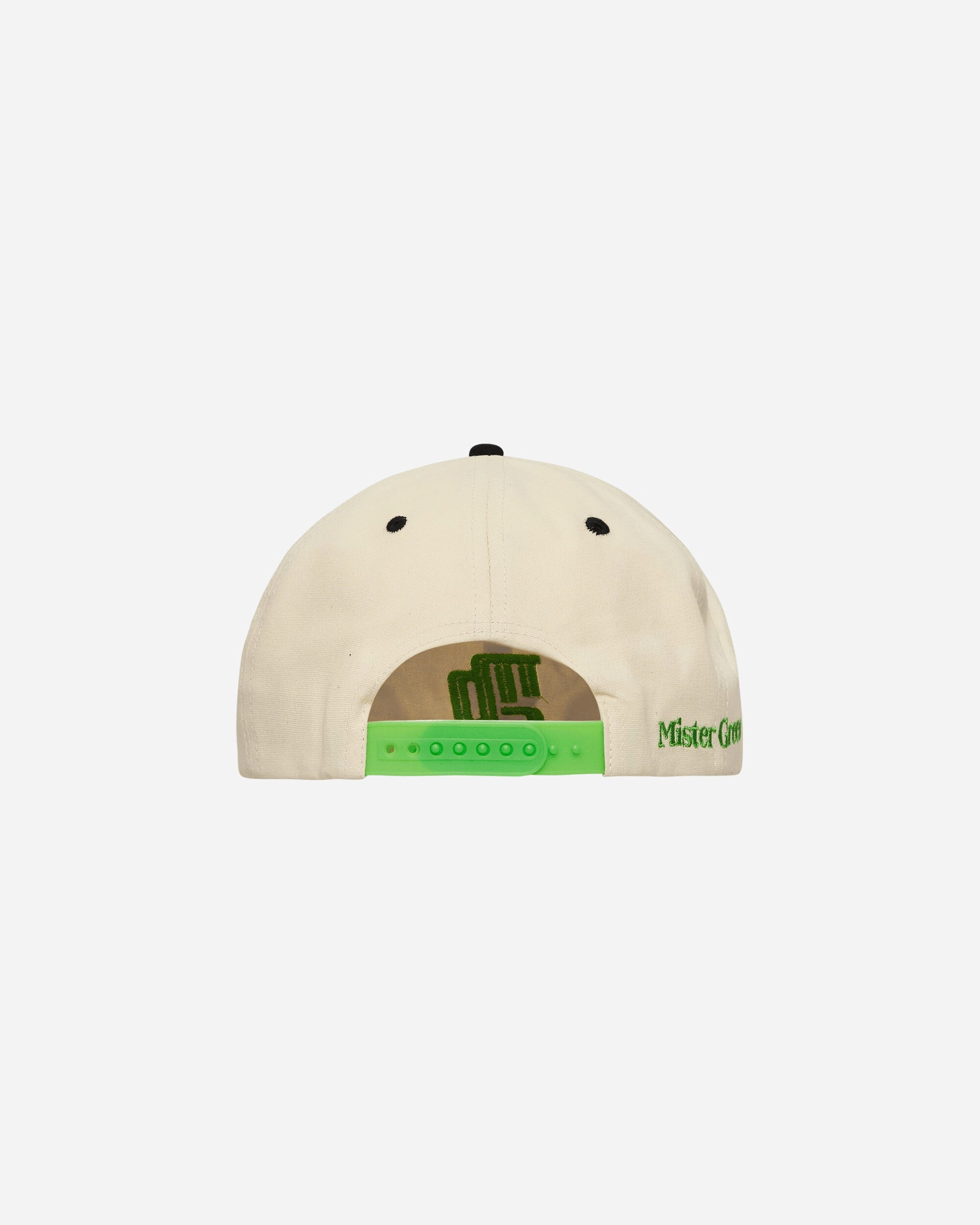 Iconic 6-Panel Cap Desert Snow / Black