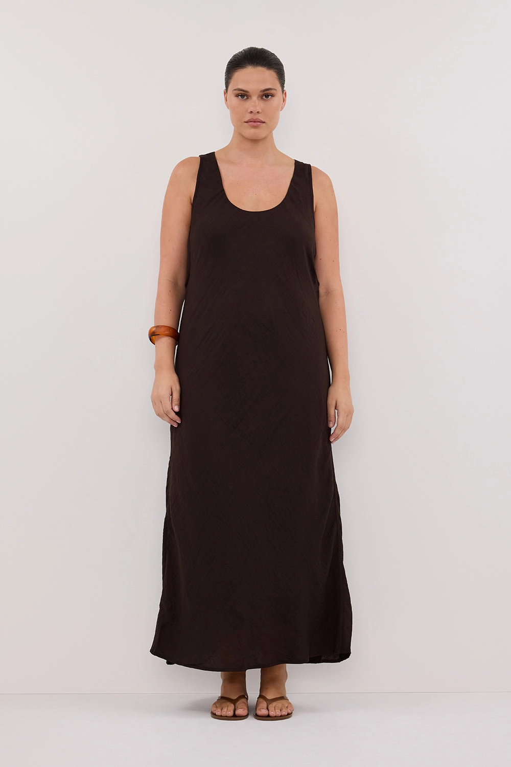 SHILOH BITTER CHOC SCOOP NECK MIDI DRESS
