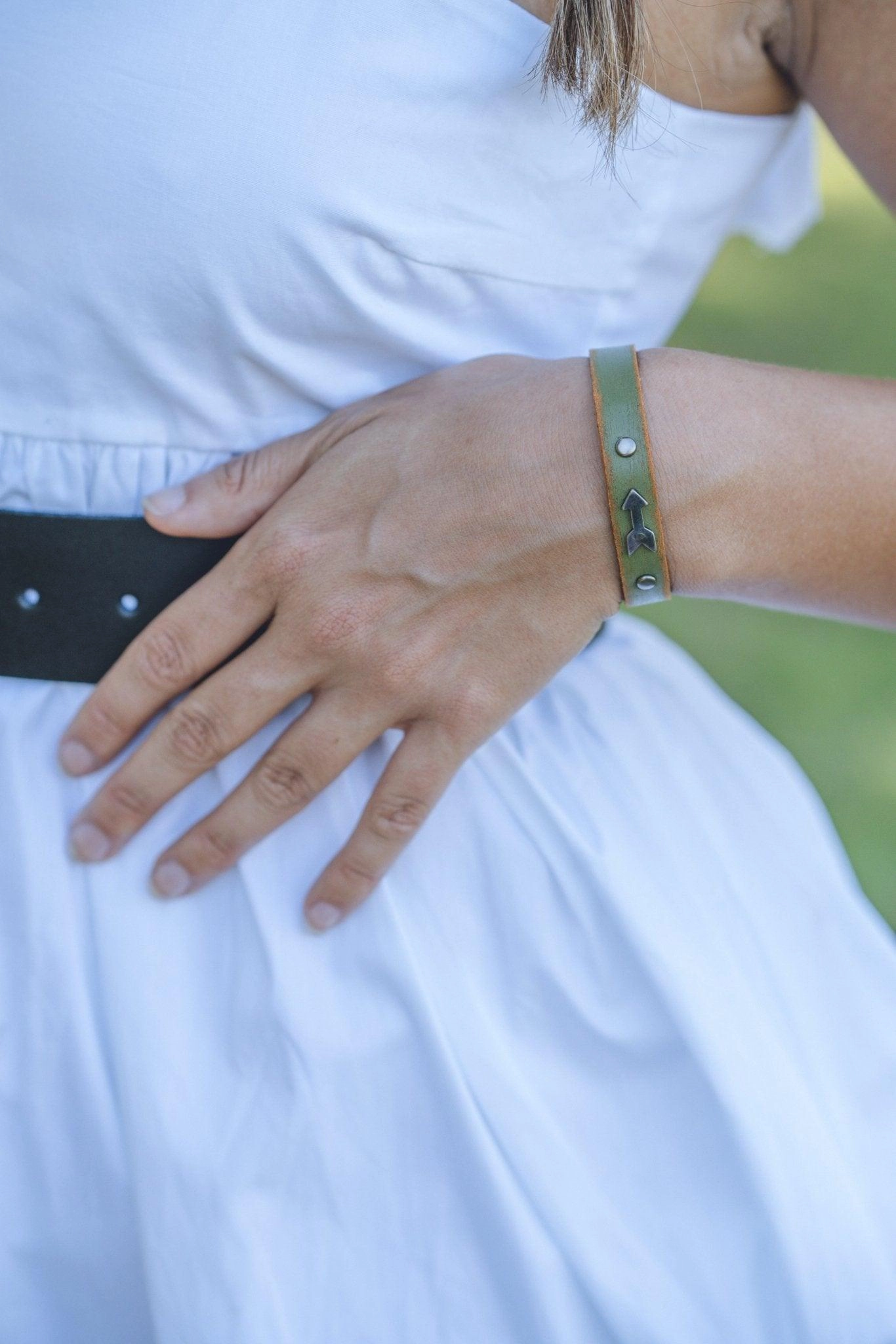 The Mini Arrow Leather Bracelet