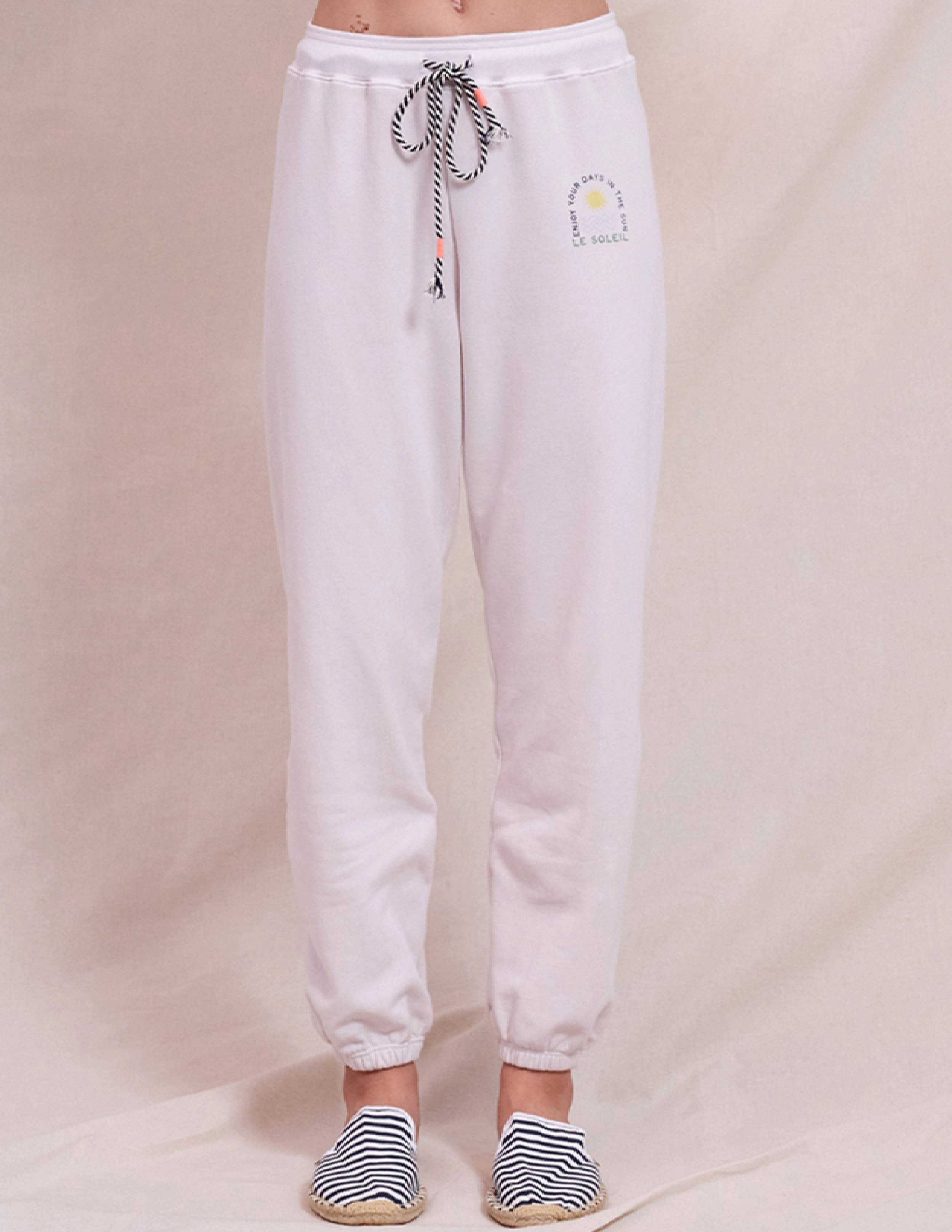 Women's Le Soleil Boyfriend Hoodie & Le Soleil Jogger in Oyster